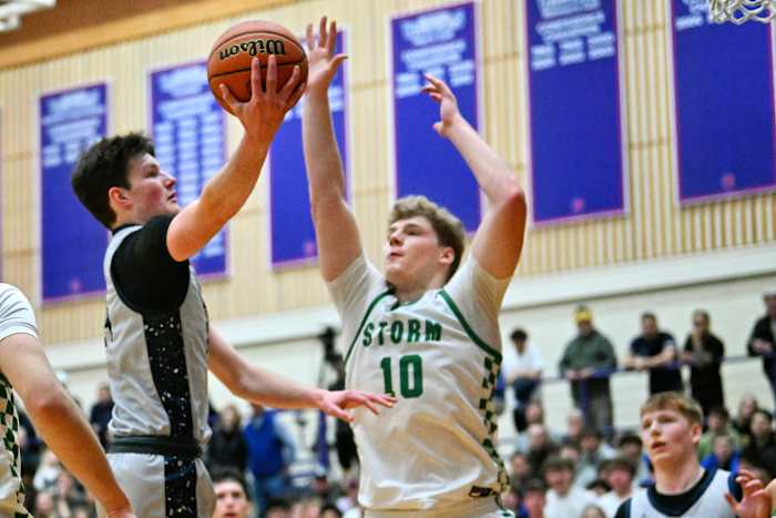 a Summit Wilsonville 5A Oregon boys basketball final 2024 Leon Neuschwander 34